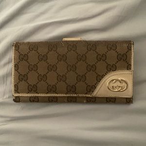 Authentic Gucci long wallet